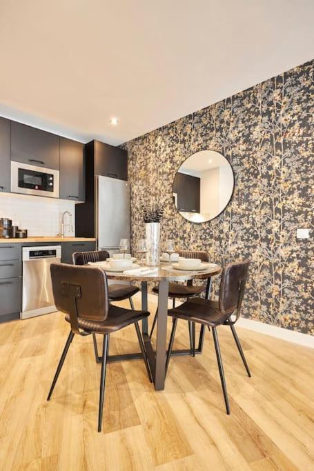 Gran Via Style Apartment Madrid Exterior photo