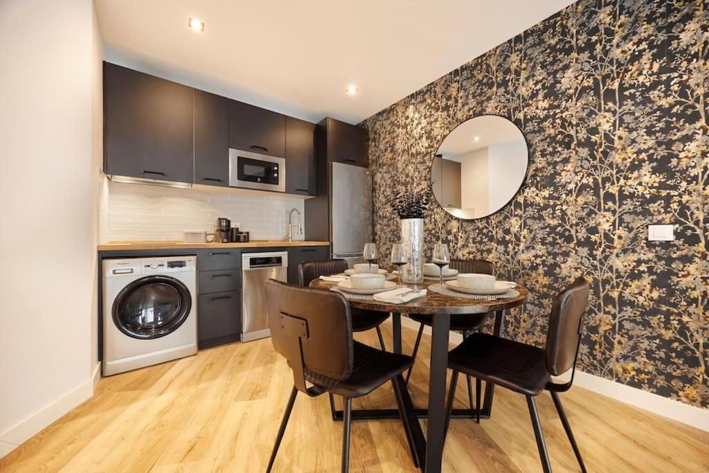 Gran Via Style Apartment Madrid Exterior photo